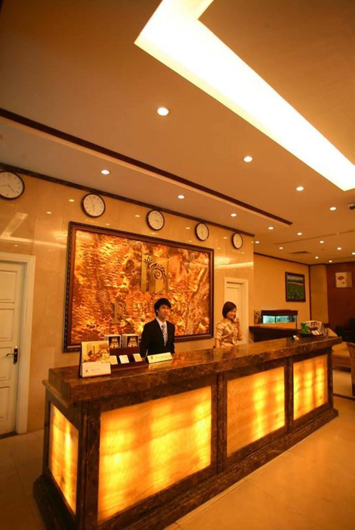 Royal Gate Hotel Ханой Екстериор снимка