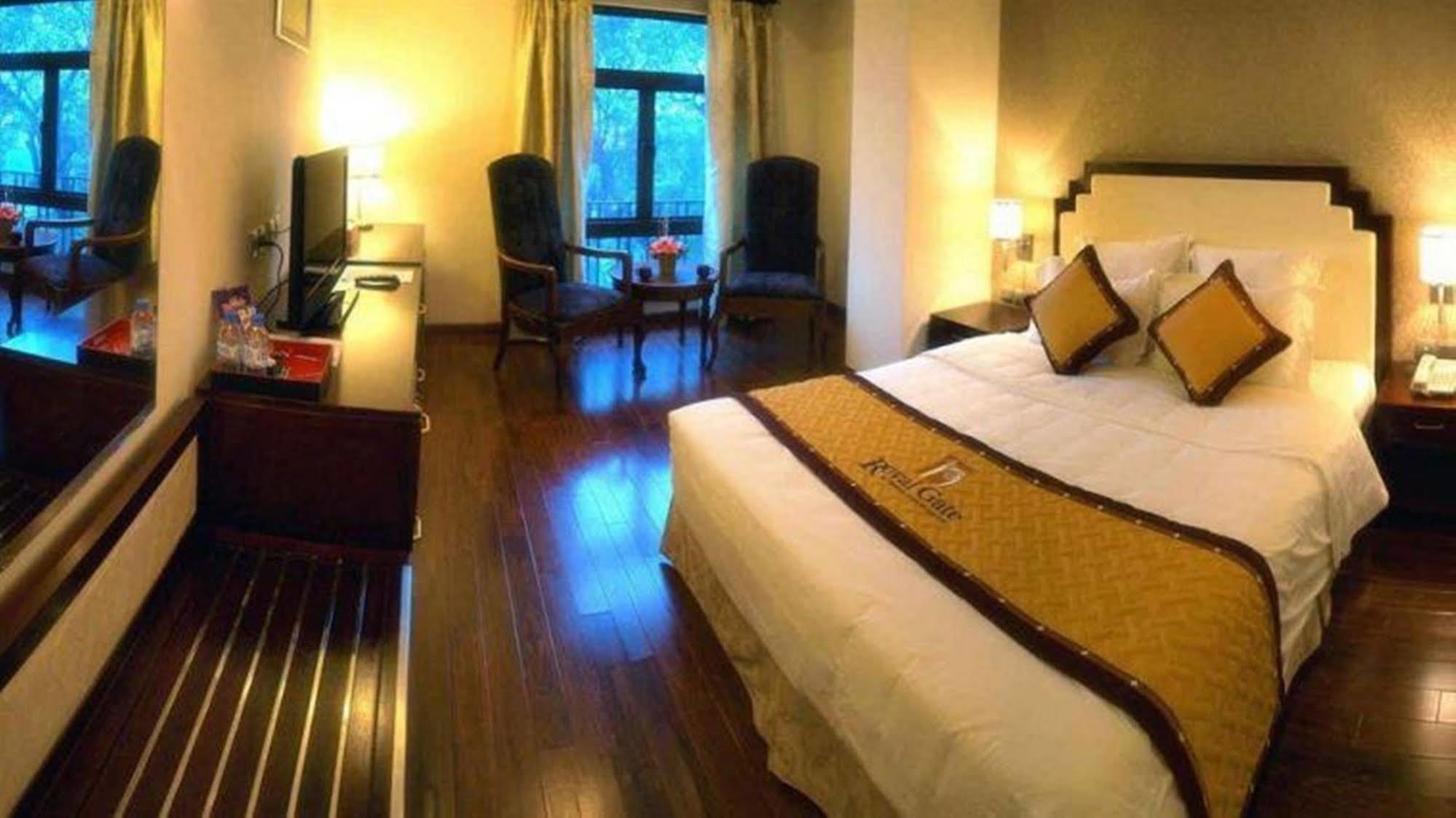 Royal Gate Hotel Ханой Стая снимка