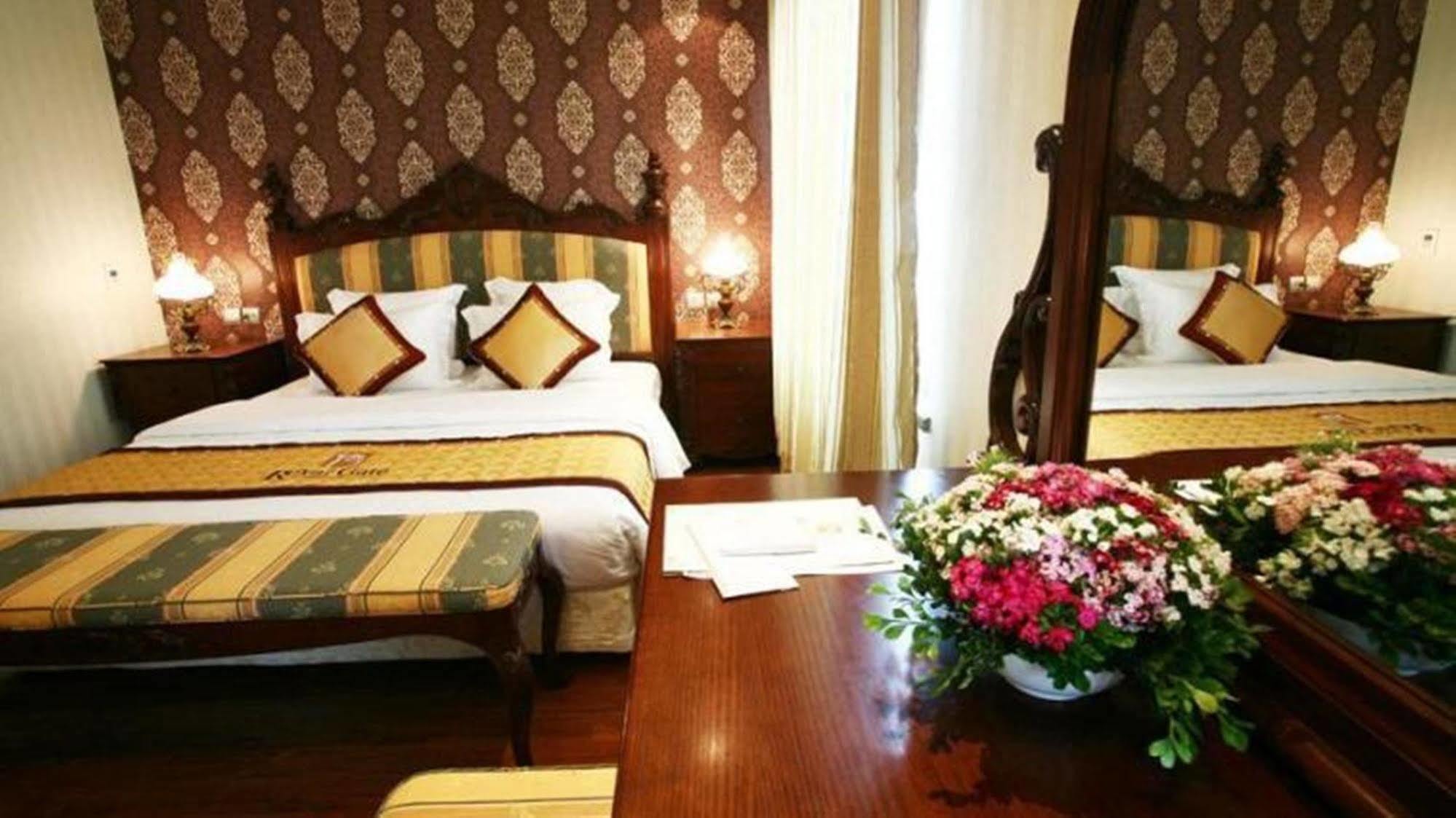 Royal Gate Hotel Ханой Стая снимка